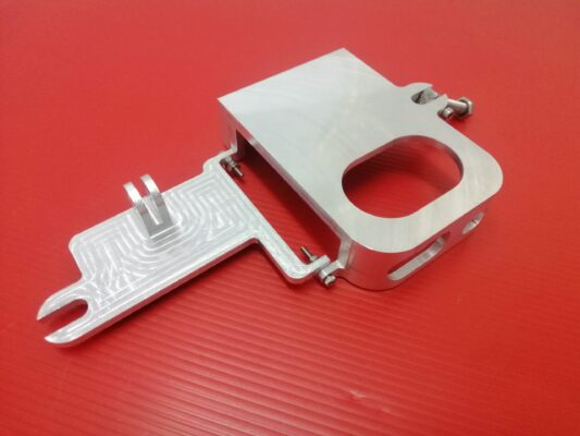 โรงกลึง ออกแบบชิ้นงาน รับทำCNC อะไหล่เครื่องจักรอุตสาหกรรม อะหลั่ย เหล็ก อลูมิเนียมอุปกรณ์ครอบกล้อง ตามแบบ ของ พิภพภัทร