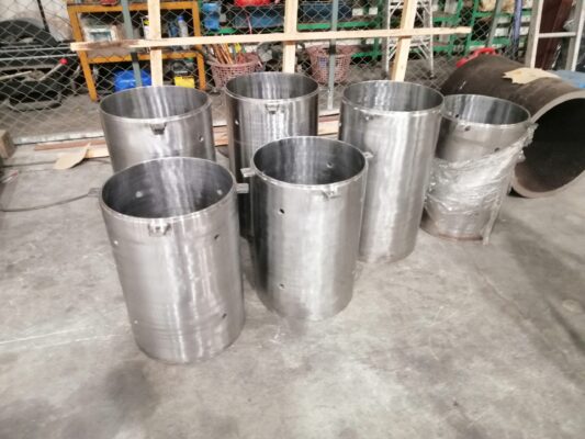 โรงกลึง ออกแบบชิ้นงาน รับทำCNC อะไหล่เครื่องจักรอุตสาหกรรม อะหลั่ย เหล็ก ถังเหล็กไร้รอยต่อ ตามแบบ ของ พิภพภัทร