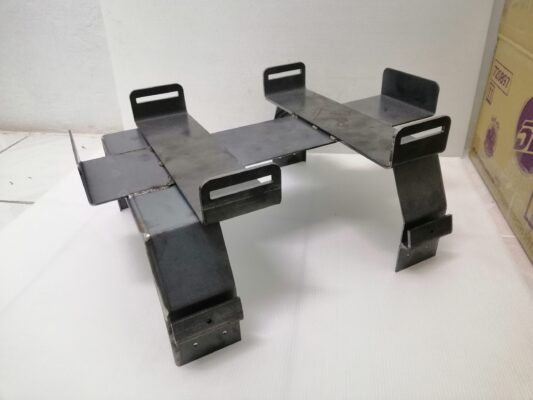 โรงกลึง ออกแบบชิ้นงาน รับทำCNC อะไหล่เครื่องจักรอุตสาหกรรม อะหลั่ย เหล็ก Subbase plate ตามแบบ ของ พิภพภัทร